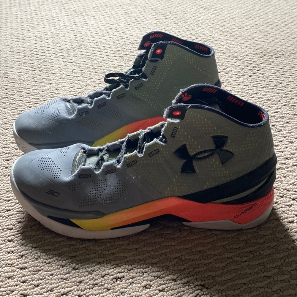Under Armour Steph Curry 2 shoe size 10.5
